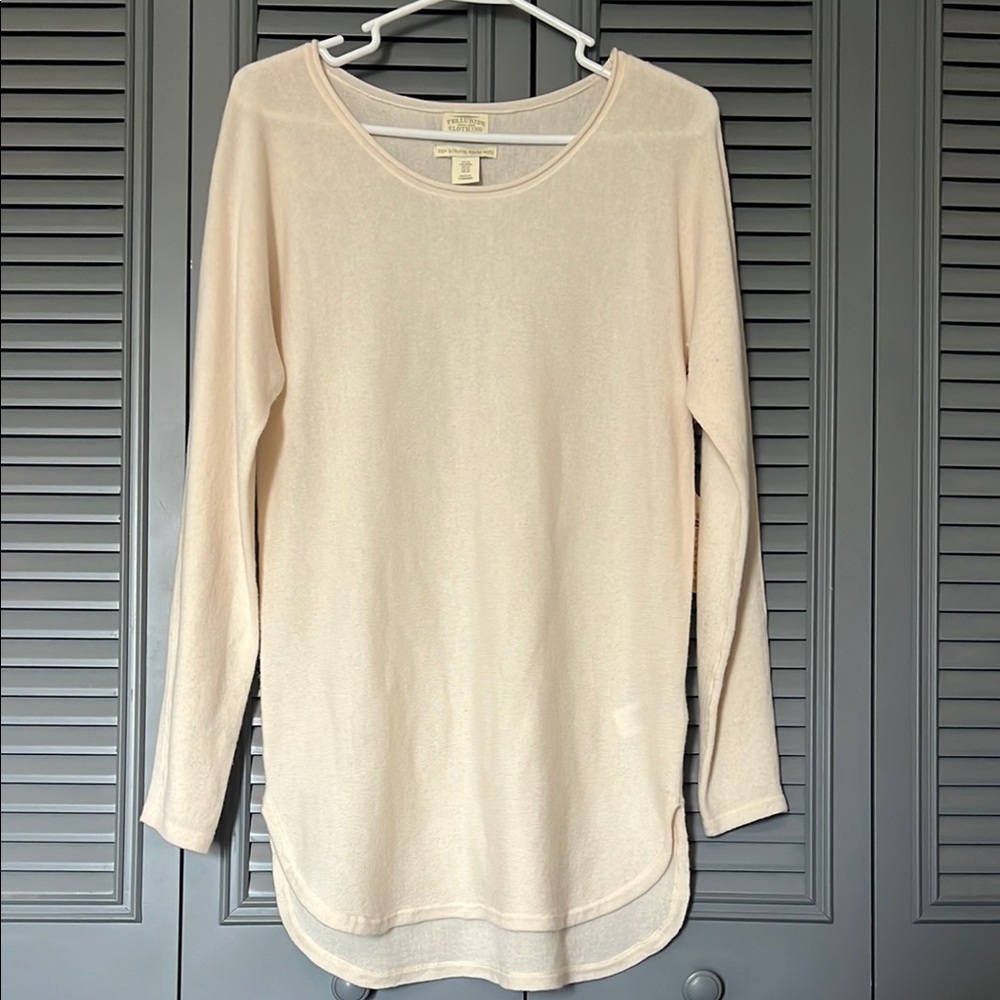 NWT Telluride : 100% Wool Cream Top - M